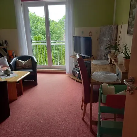 Huebsches Zimmer Nahe Ber Privatunterkunft Berlin